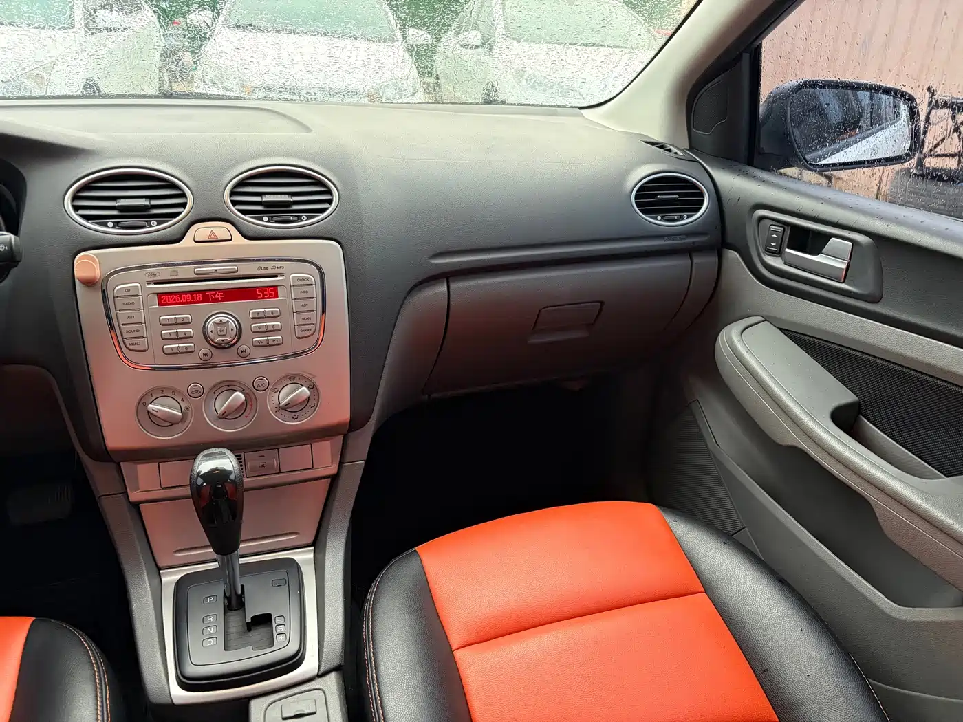 Ford Focus 2013 2013 Hatchback Classic 1.8L Automatic Base