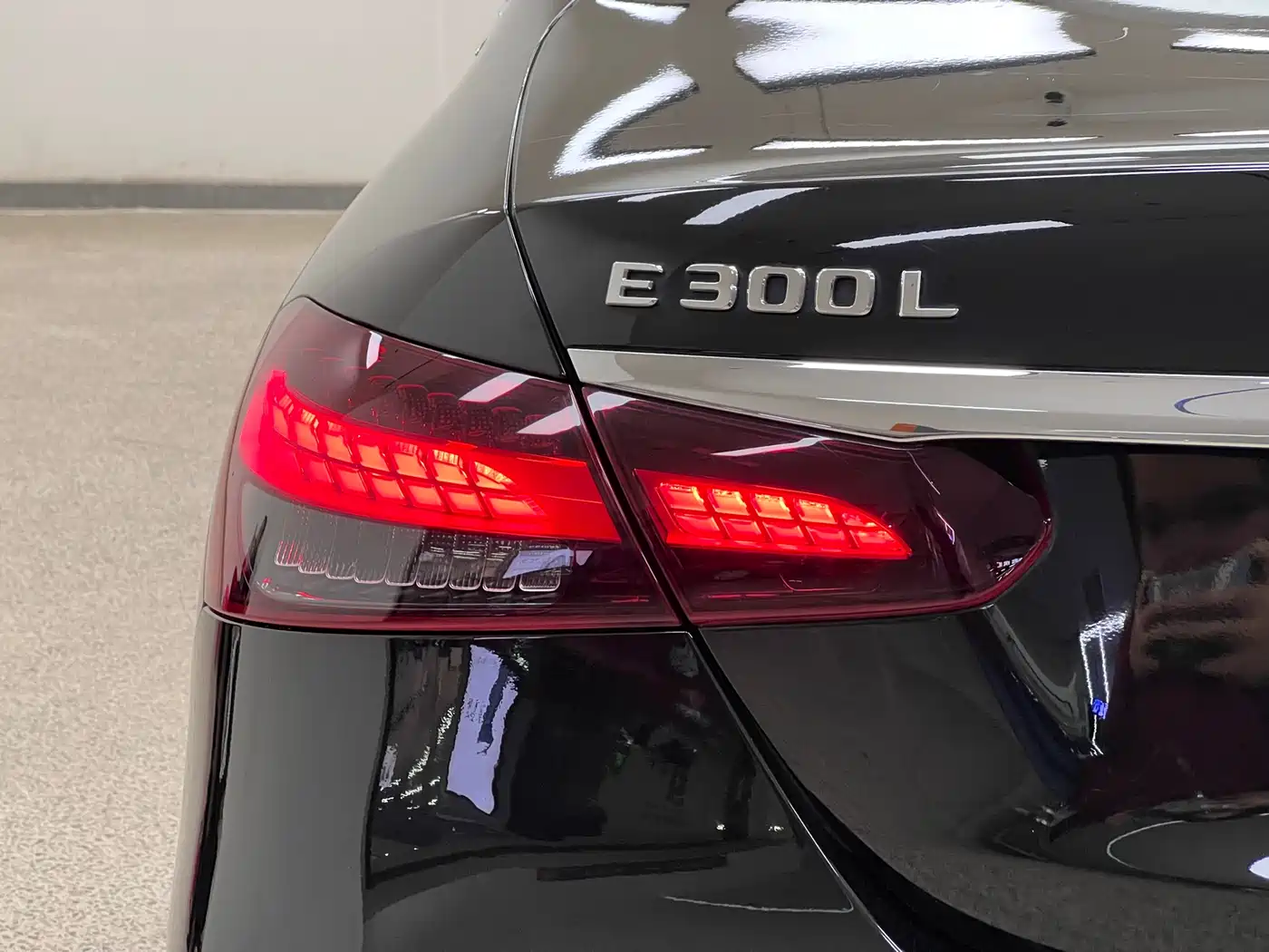 Mercedes-Benz E-Class 2021 E 300 L Premium фото 9