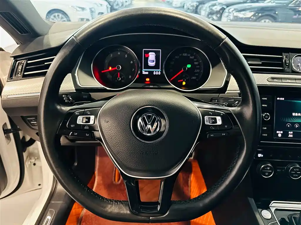 Volkswagen FAW-Volkswagen CC 2019 330TSI Charm Edition China VI фото 12