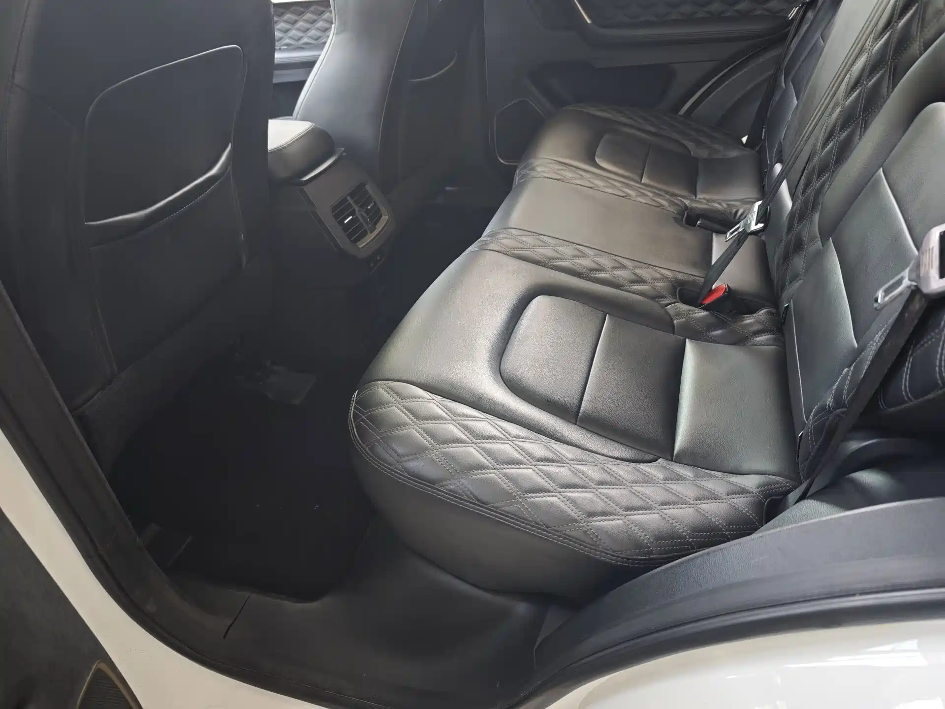 Photo 12 - Haval H6