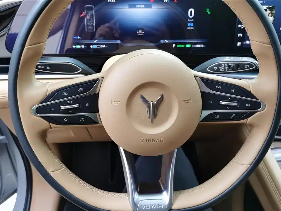 Voyah Auto Voyah Dreamer 2022 Low-carbon Dream+Smart Package фото 15
