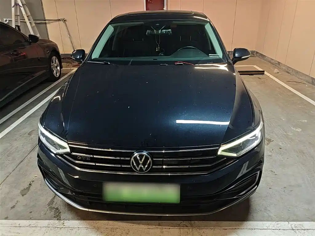 Volkswagen Magotan GTE Plug-in Hybrid 2020 GTE Luxury фото 3
