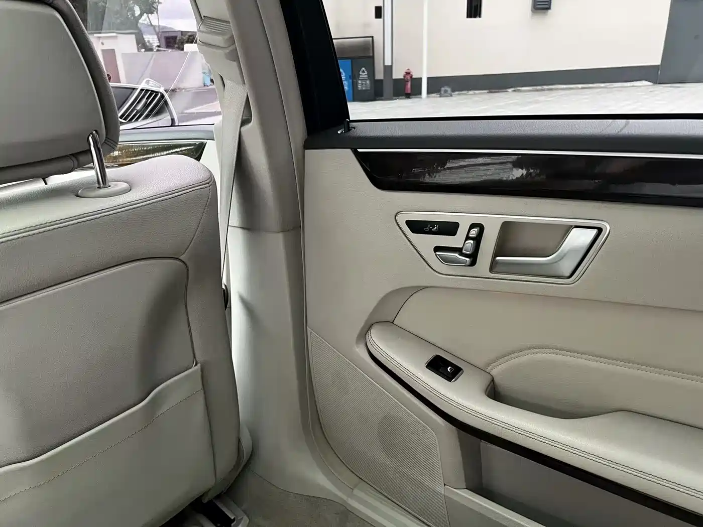 Mercedes-Benz E-Class 2014 E 260 L Luxury Class фото 15