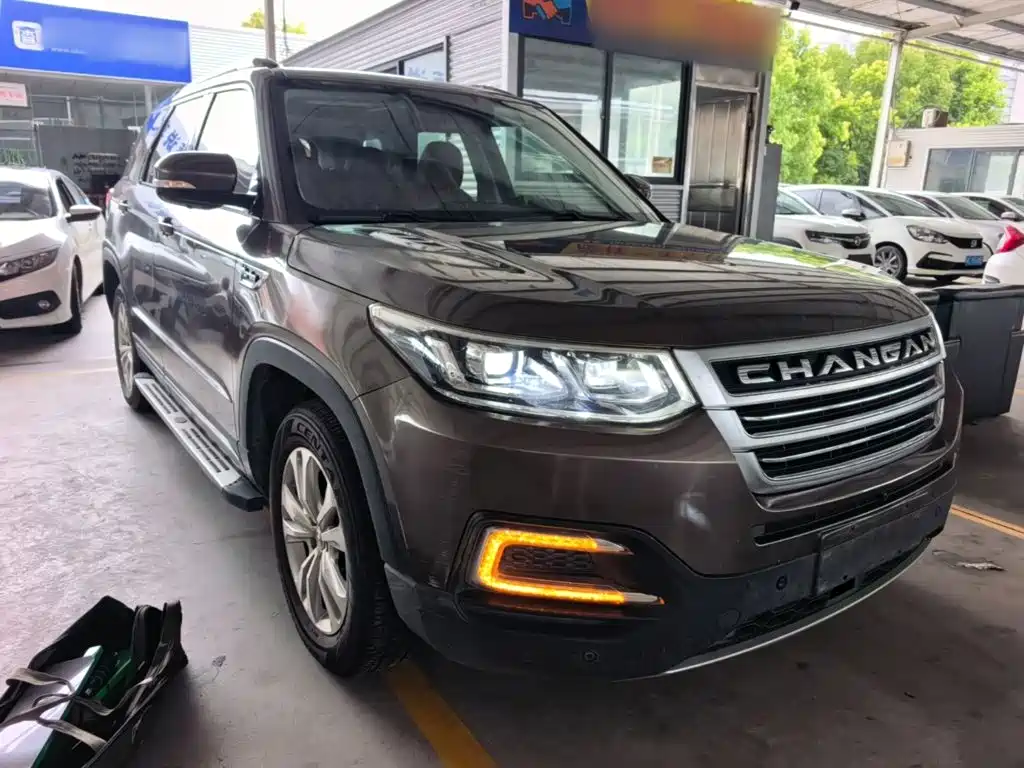 Changan CS95 2017 2017 2.0T FWD Zhiyuan Edition