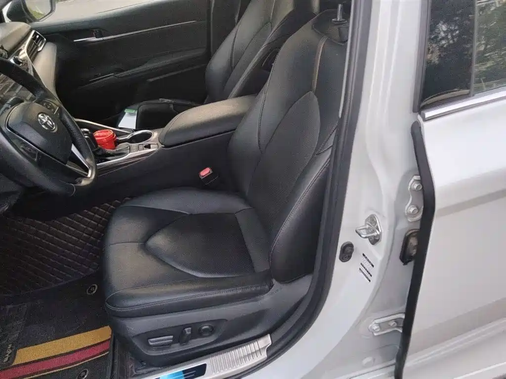 Toyota Camry 2019 Facelift 2.5G Luxury Edition фото 8