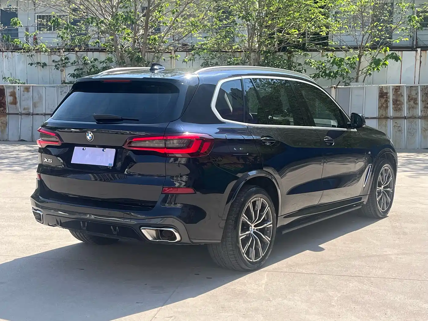 BMW X5 2023 xDrive 30Li Premium M Sport Package фото 6
