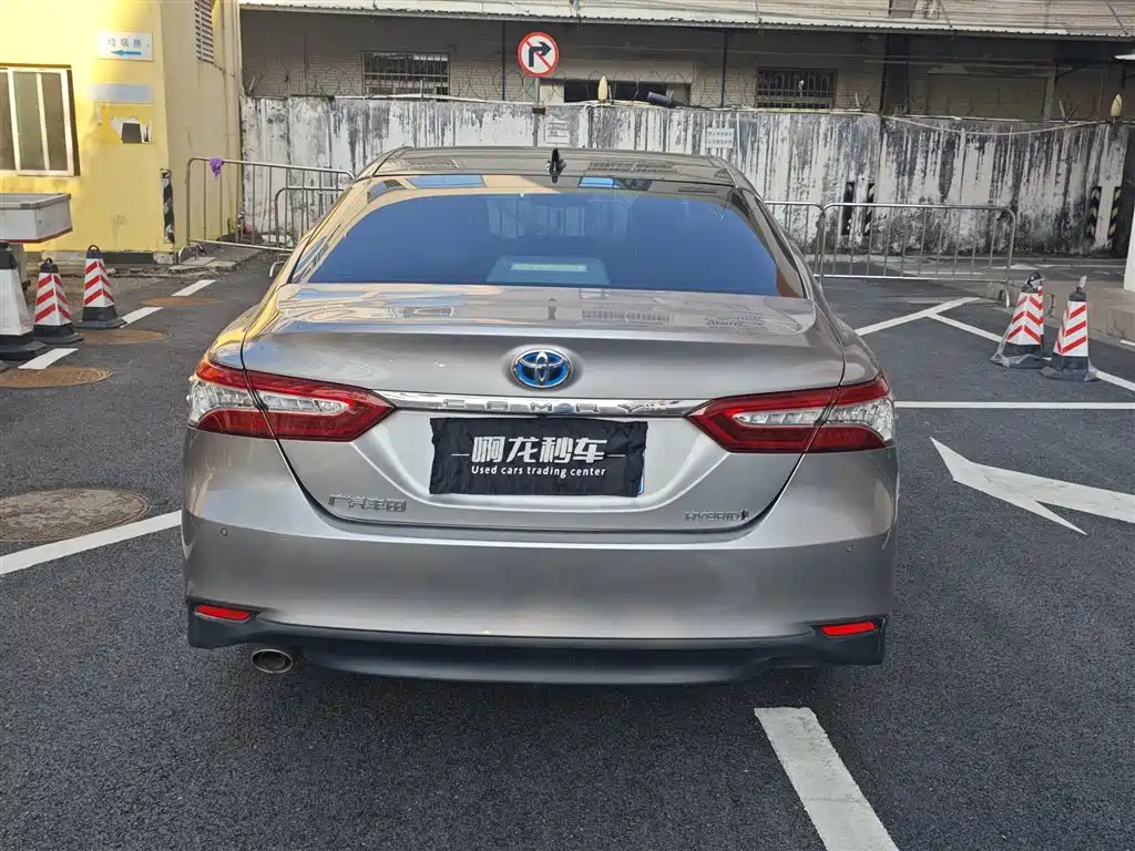 Toyota Camry 2022 2021 Hybrid 2.5HG Luxury Edition
