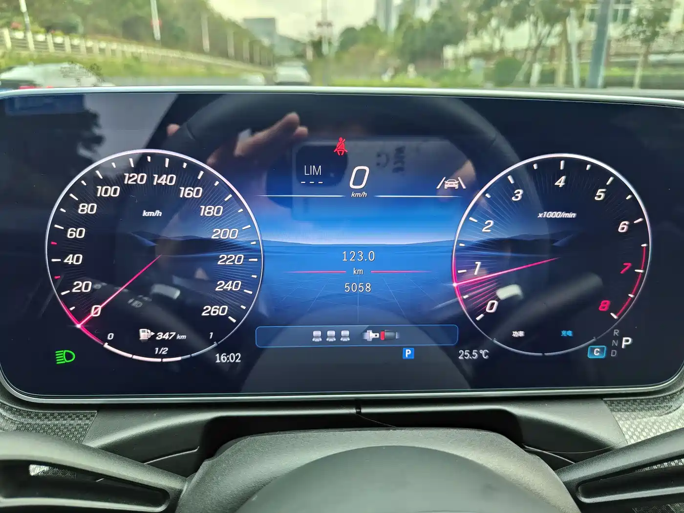 Mercedes-Benz C-Class 2025 C 260 L Sport Edition фото 4