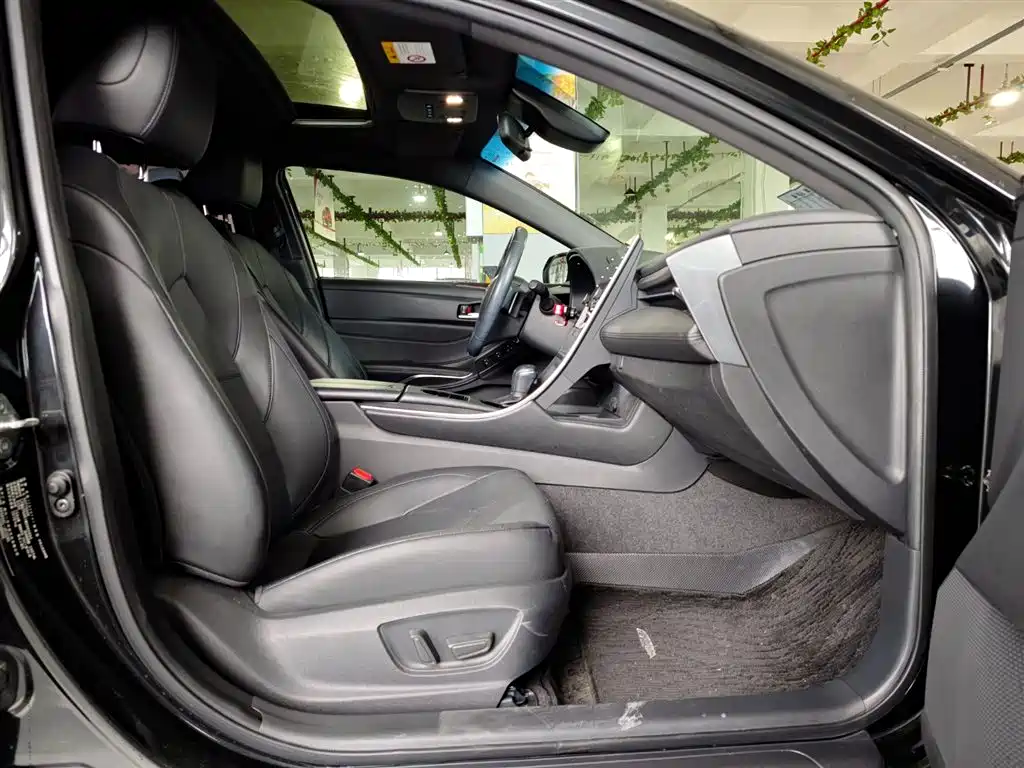 Toyota Avalon 2021 2.5L Luxury Edition фото 26