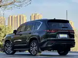 Фото 11 - Lexus LX