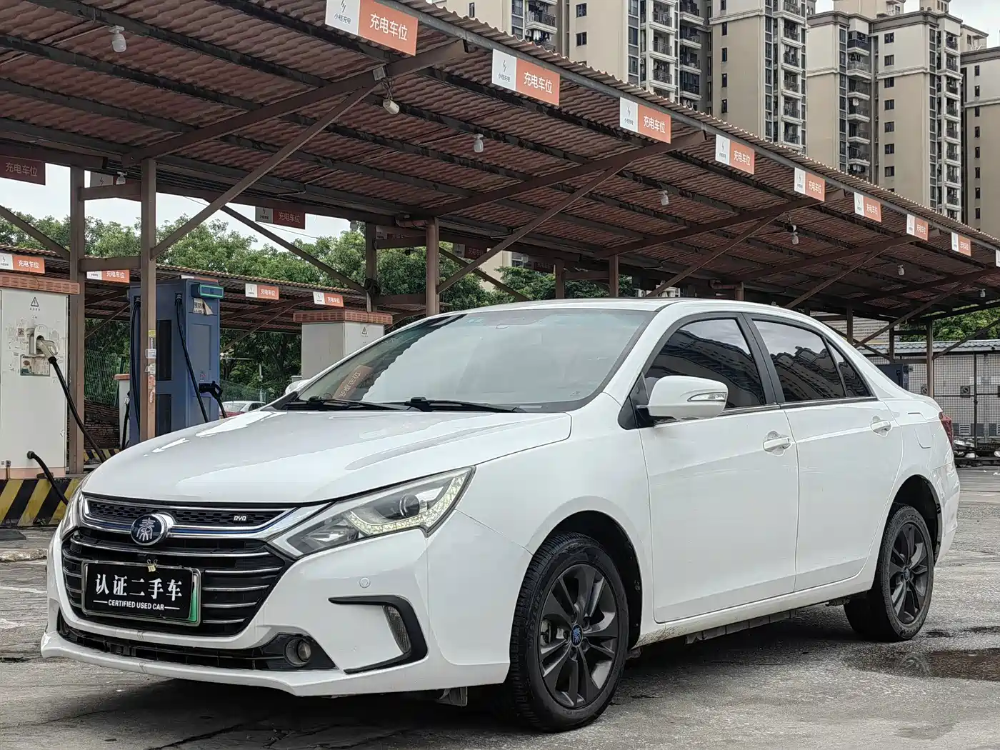 BYD Qin New Energy 2018 2017 1.5T Premium Model