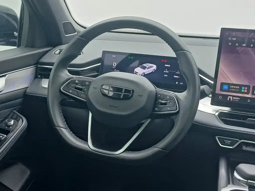 Фото 7 - Geely Preface