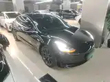 Фото 4 - Tesla Model 3