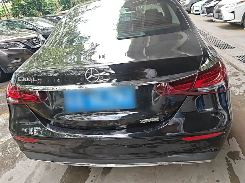 MERCEDES-BENZ E-CLASS
