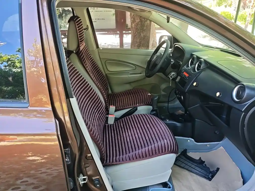 Venucia R30 2016 2014 1.2L Manual Comfort Edition
