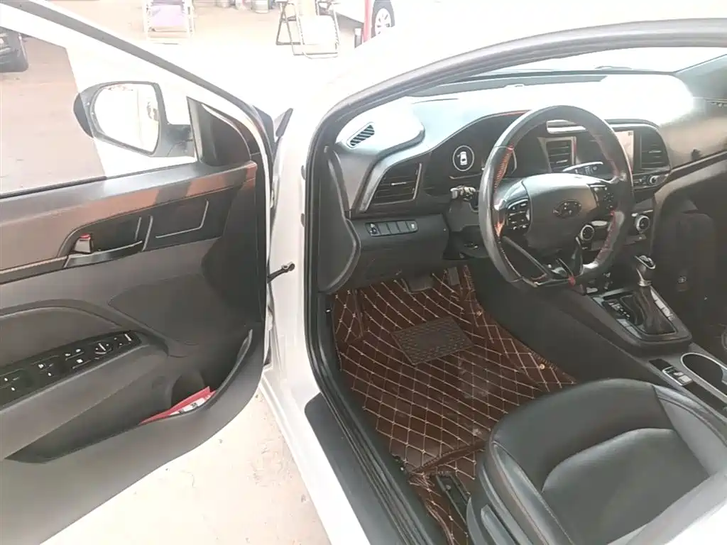 Hyundai Elantra 2019 1.4T Dual-clutch XuanDong·Vitality Type фото 16