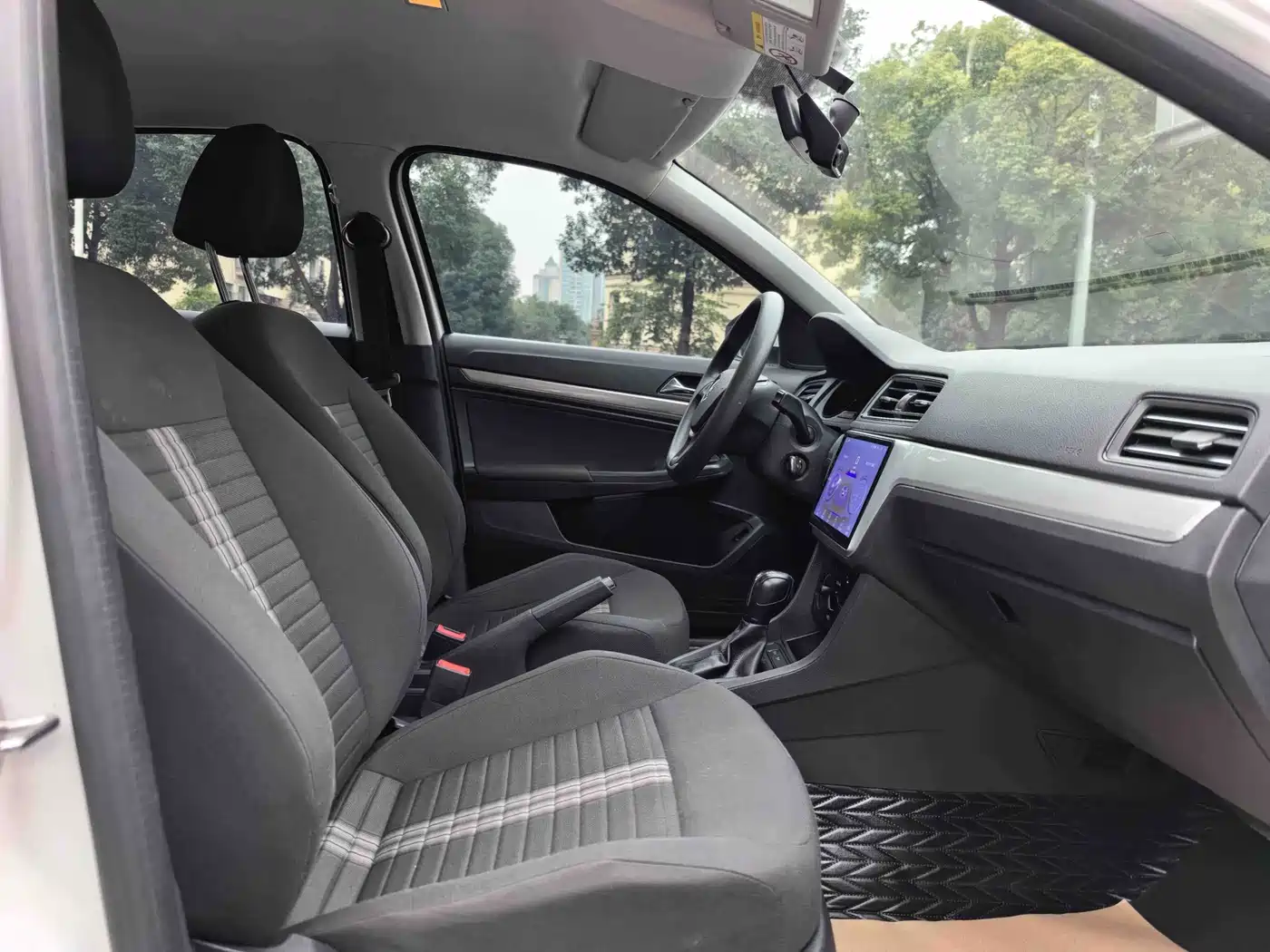Volkswagen Lavida 2019 Lavida Start 1.5L Auto Trend (China VI) фото 11