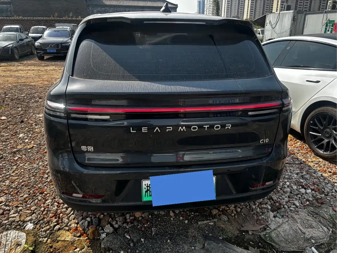 Фото 5 - Leapmotor C10