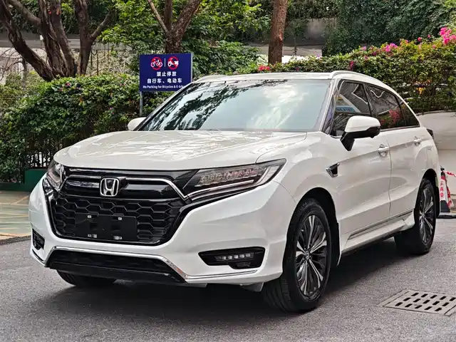 HONDA UR V