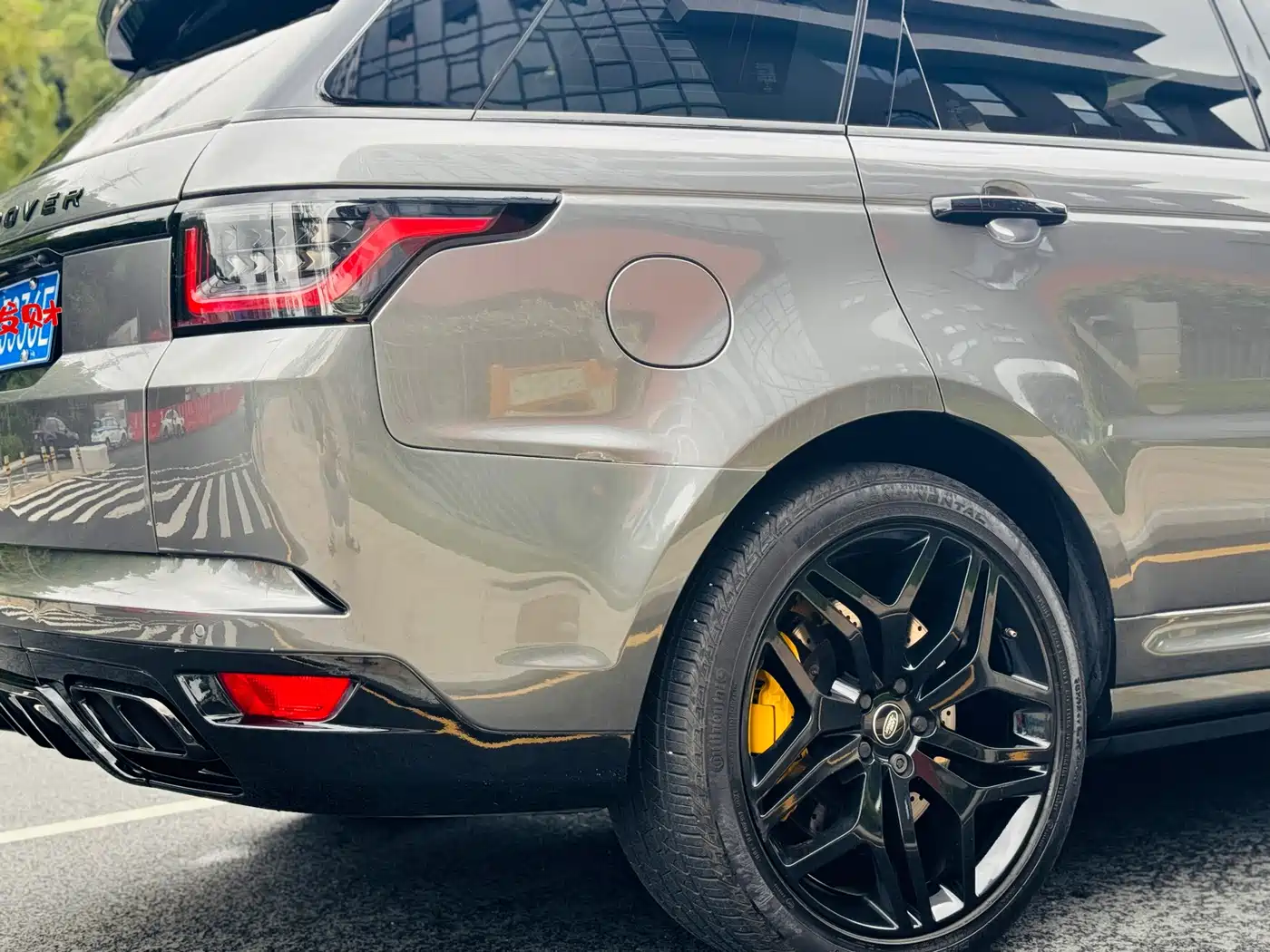 Land Rover Range Rover Sport 2016 Model 3.0 SDV6 HSE DYNAMIC фото 17