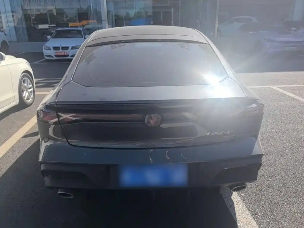 Changan UNI-V 2026 2025 3rd Generation 1.5T 500Bar Premium