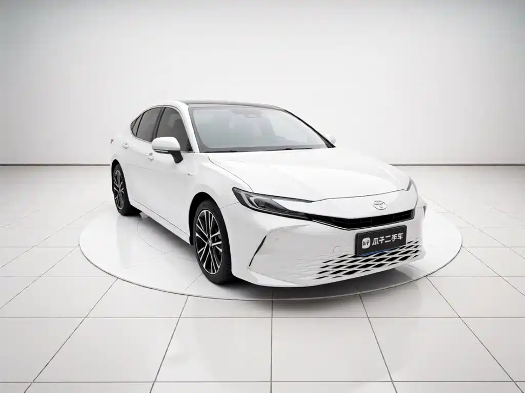 Toyota Camry 2025 2024 Hybrid 2.0HG Premium Edition