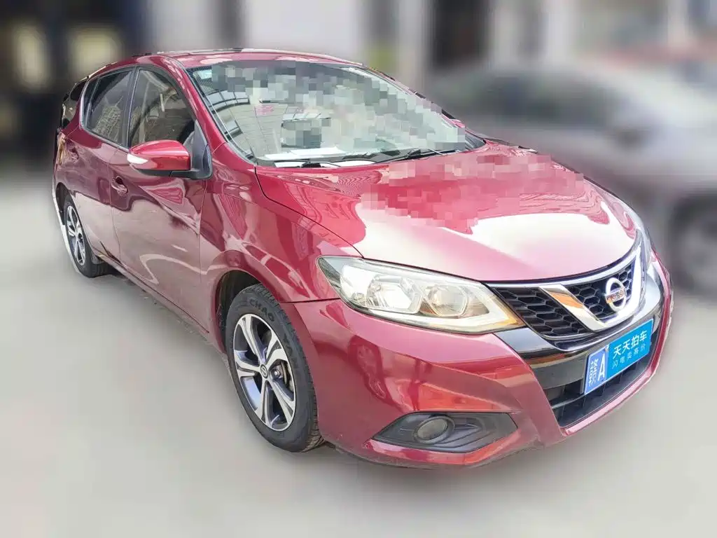 صورة 3 - Nissan Tiida