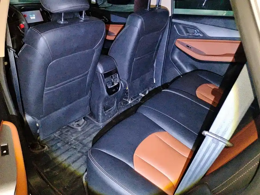 Photo 11 - Baojun 560