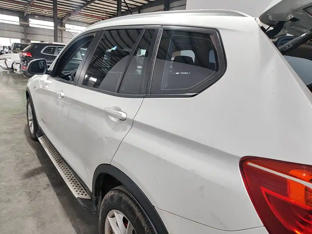 BMW X3 (Import) 2017 2016 sDrive20i