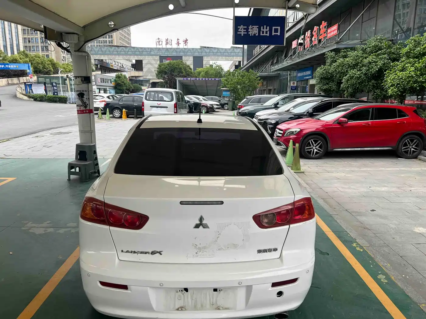 Mitsubishi Lancer EX 2012 New Year Edition 1.8L Manual Comfort фото 8