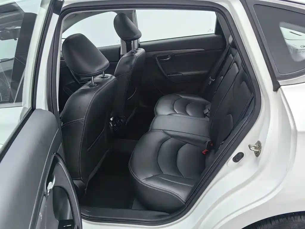 GAC Trumpchi Trumpchi GA6 2019 2016 235T DCT Luxury Edition