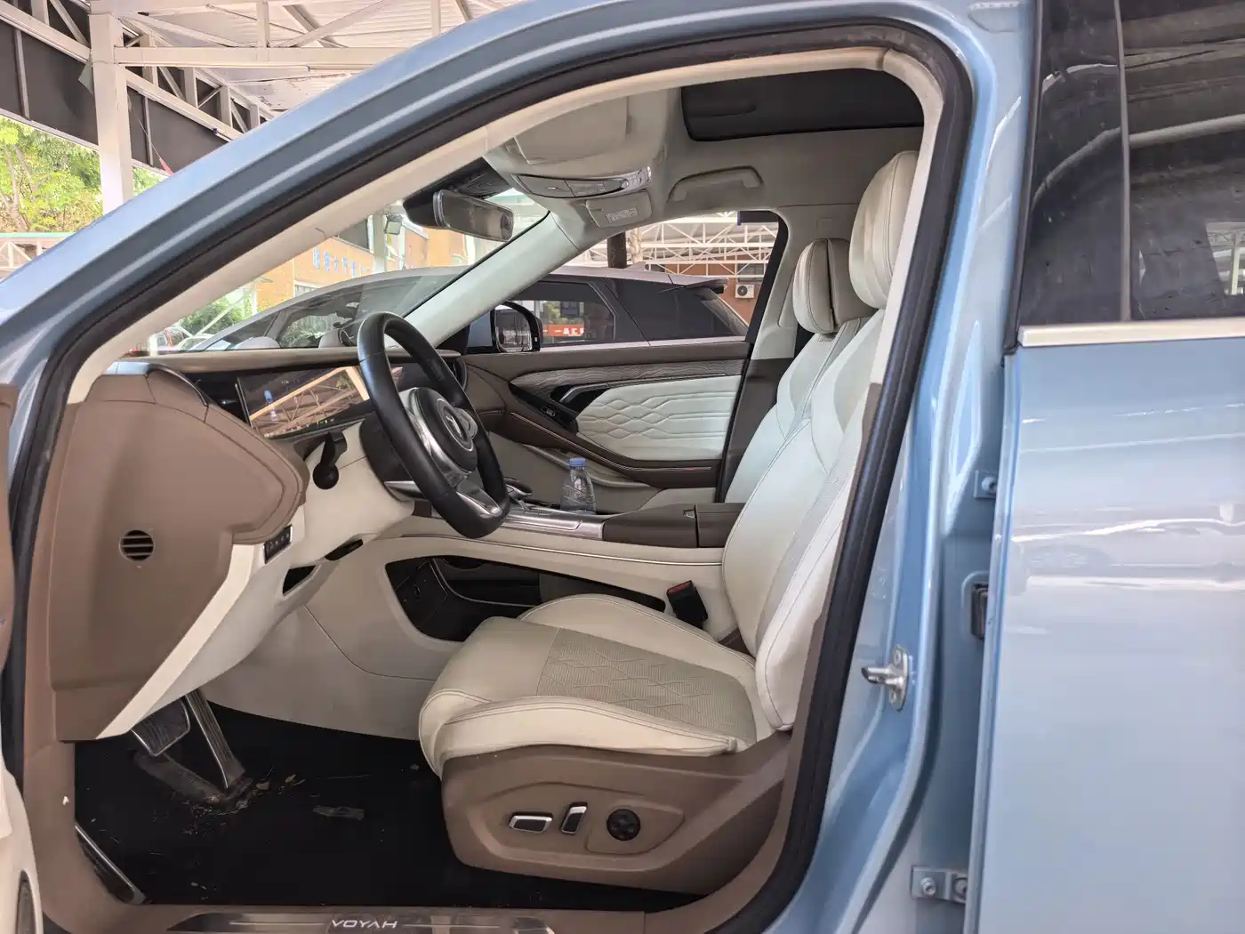 Voyah Auto VOYAH FREE 2022 2021 AWD Standard Range Extender Exclusive Luxury Package