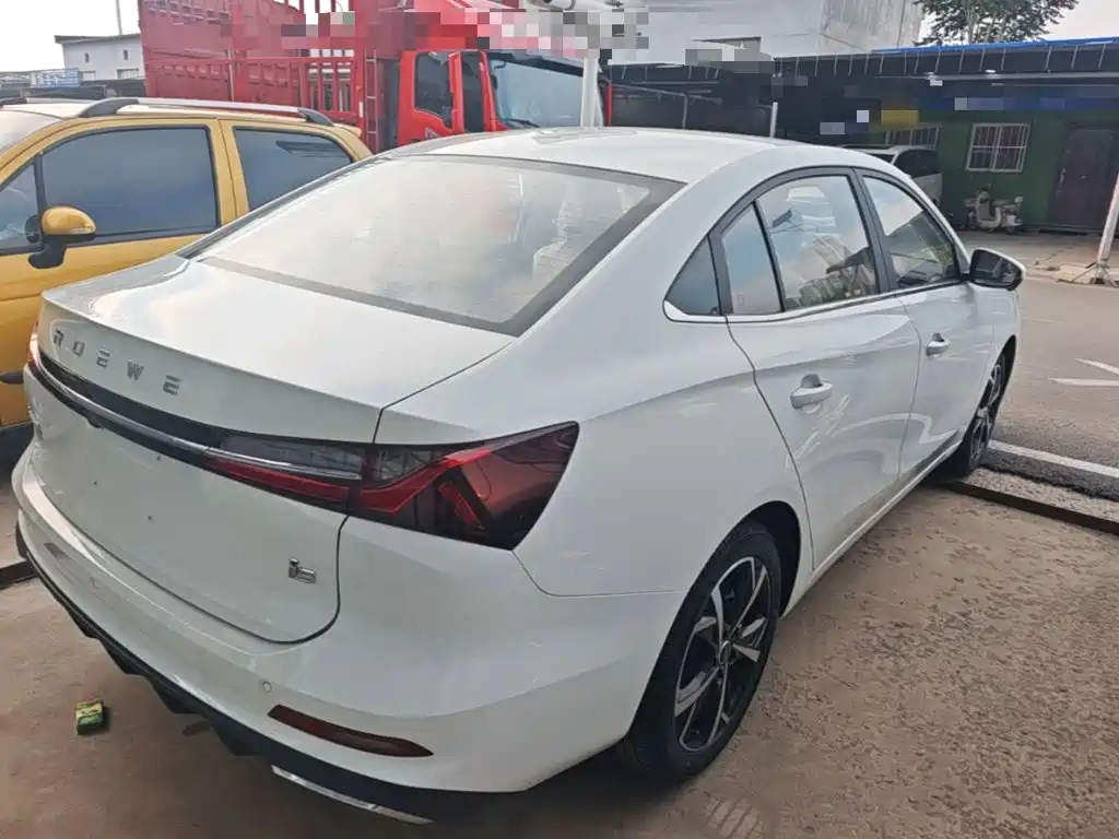 Roewe i5 2026 2023 1.5L CVT Honor Edition