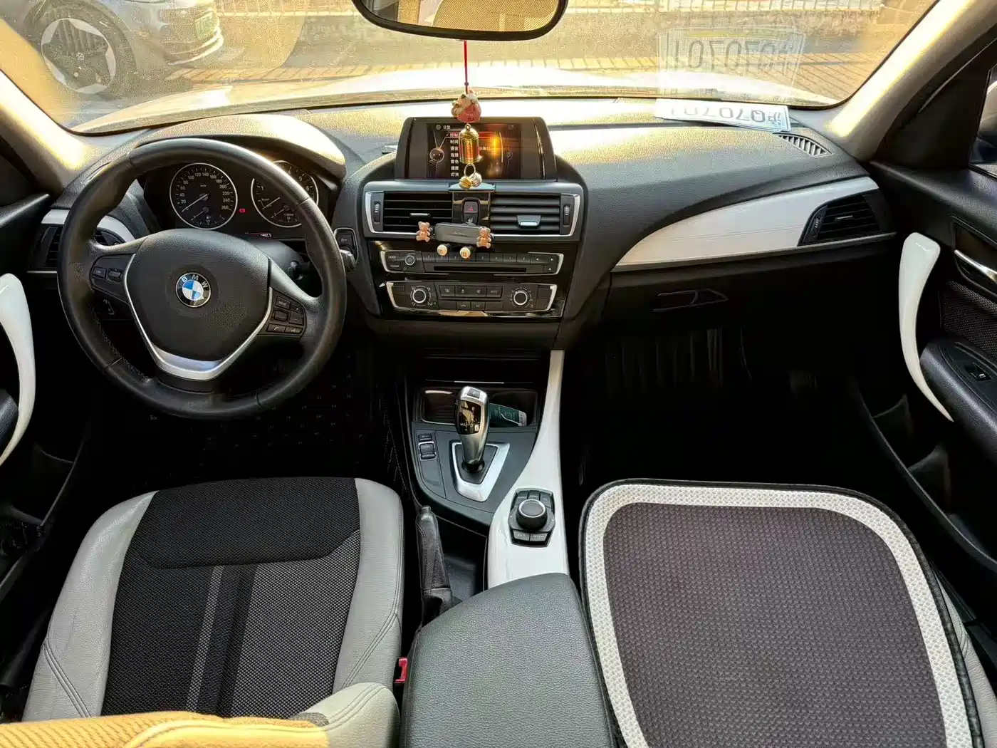 BMW 1 Series (Import) 2015 118i Urban Design Package фото 6
