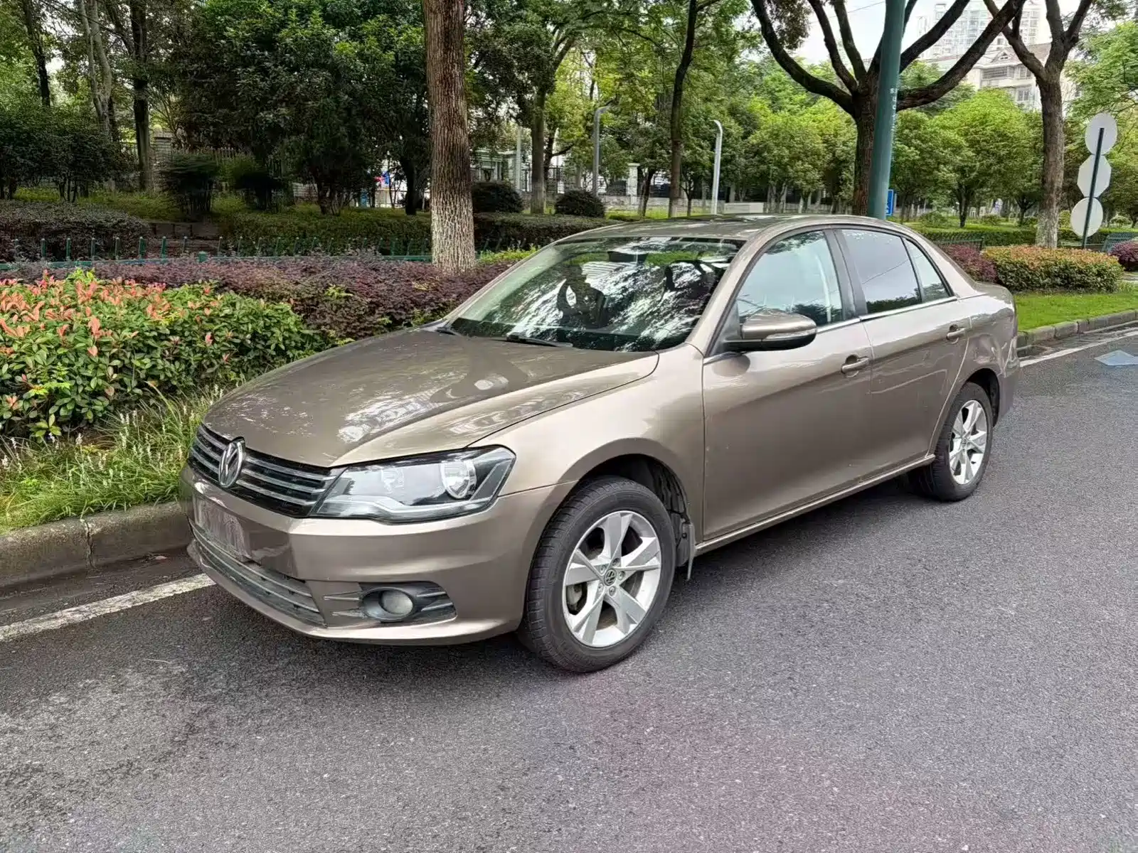 Фото 1 - Volkswagen Bora