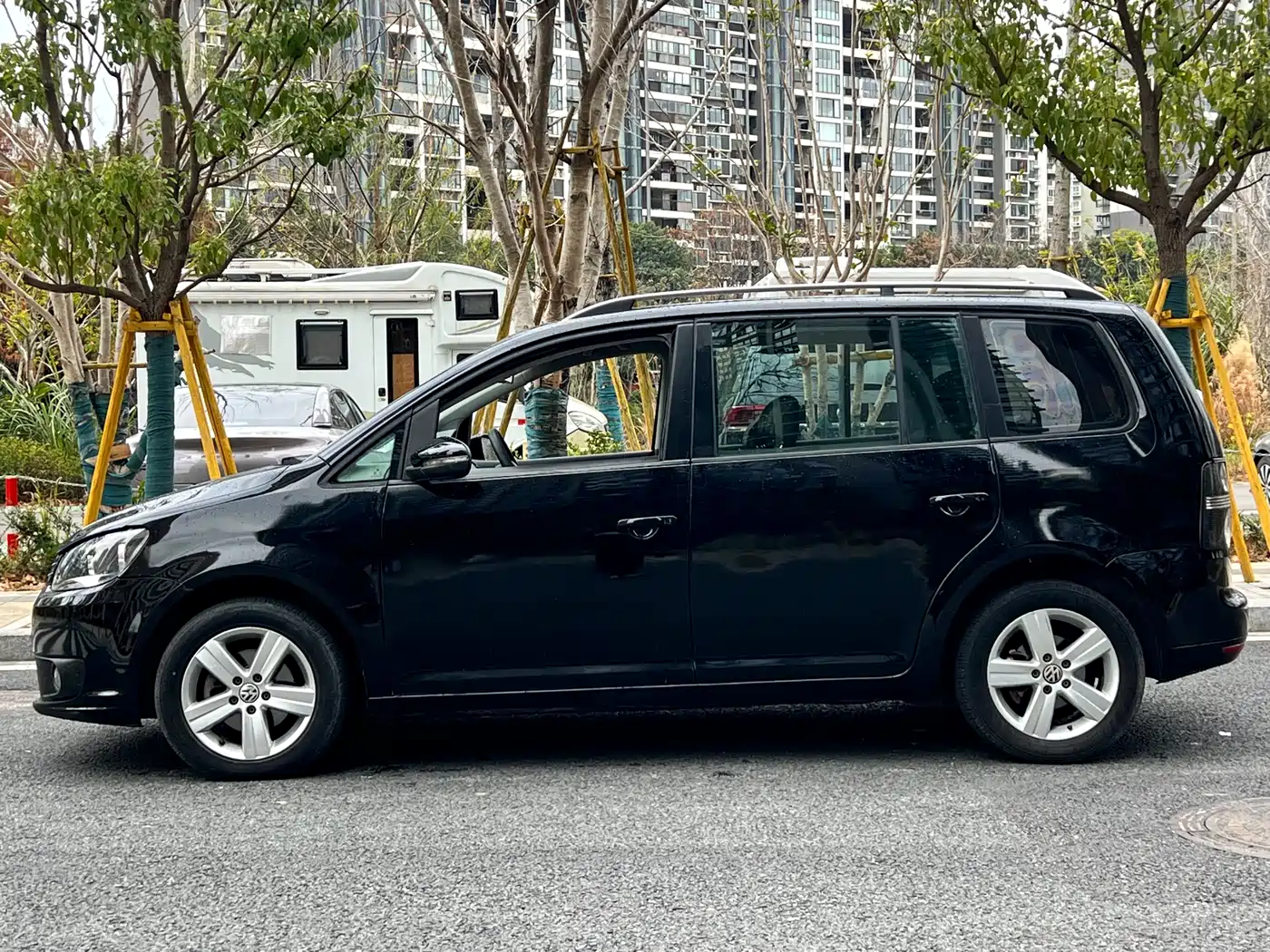 Volkswagen Touran 2015 1.4T DSG Comfort Edition 5-seater фото 8