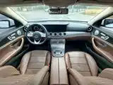 Фото 10 - Mercedes-Benz E-Class