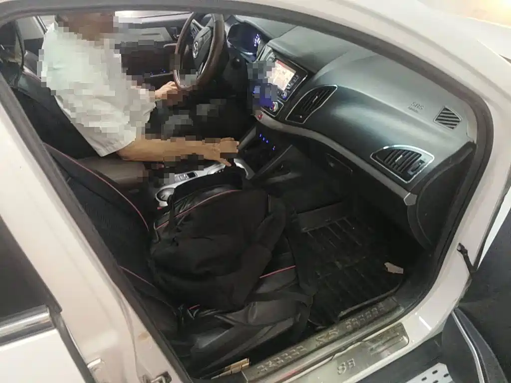 JAC Motors Refine S5 2015 2015 1.5T Automatic Luxury