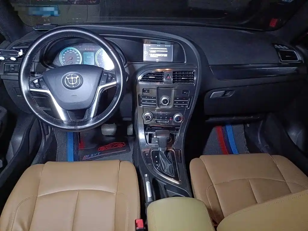 Zhonghua V5 2016 2016 1.5T Automatic 2WD Smart