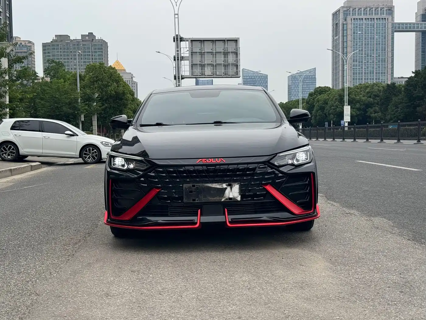 Dongfeng Aeolus Yixuan MAX 2022 2021 1.5T Dark Night Edge