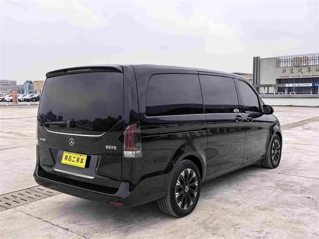 2025 Mercedes-Benz V-Class