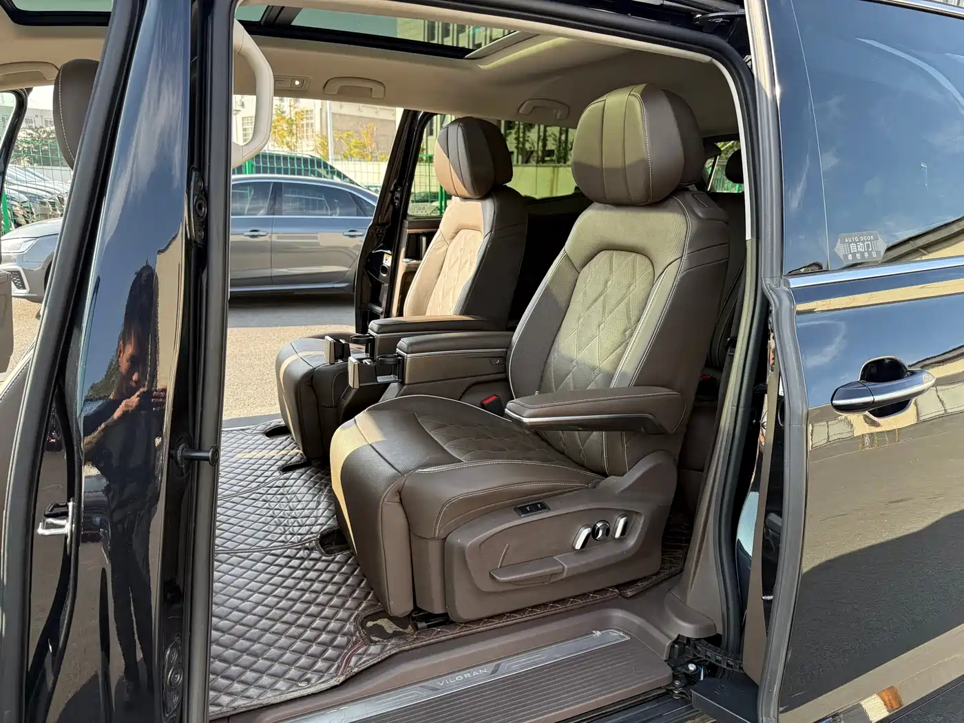 Volkswagen Viloran 2020 380TSI Flagship Edition фото 16