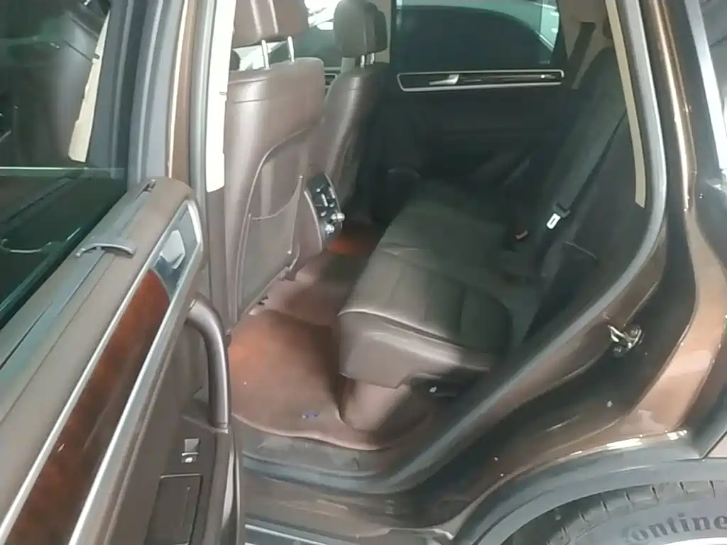 Volkswagen Touareg 2016 2015 3.0TSI Luxury