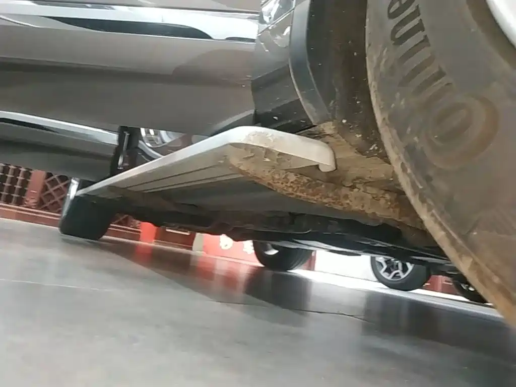 Фото 21 - Volkswagen Touareg