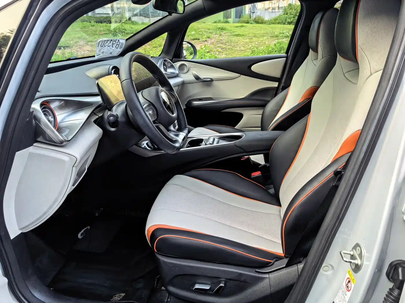 BYD Dolphin 2021 Model 405km Fashion Edition фото 4