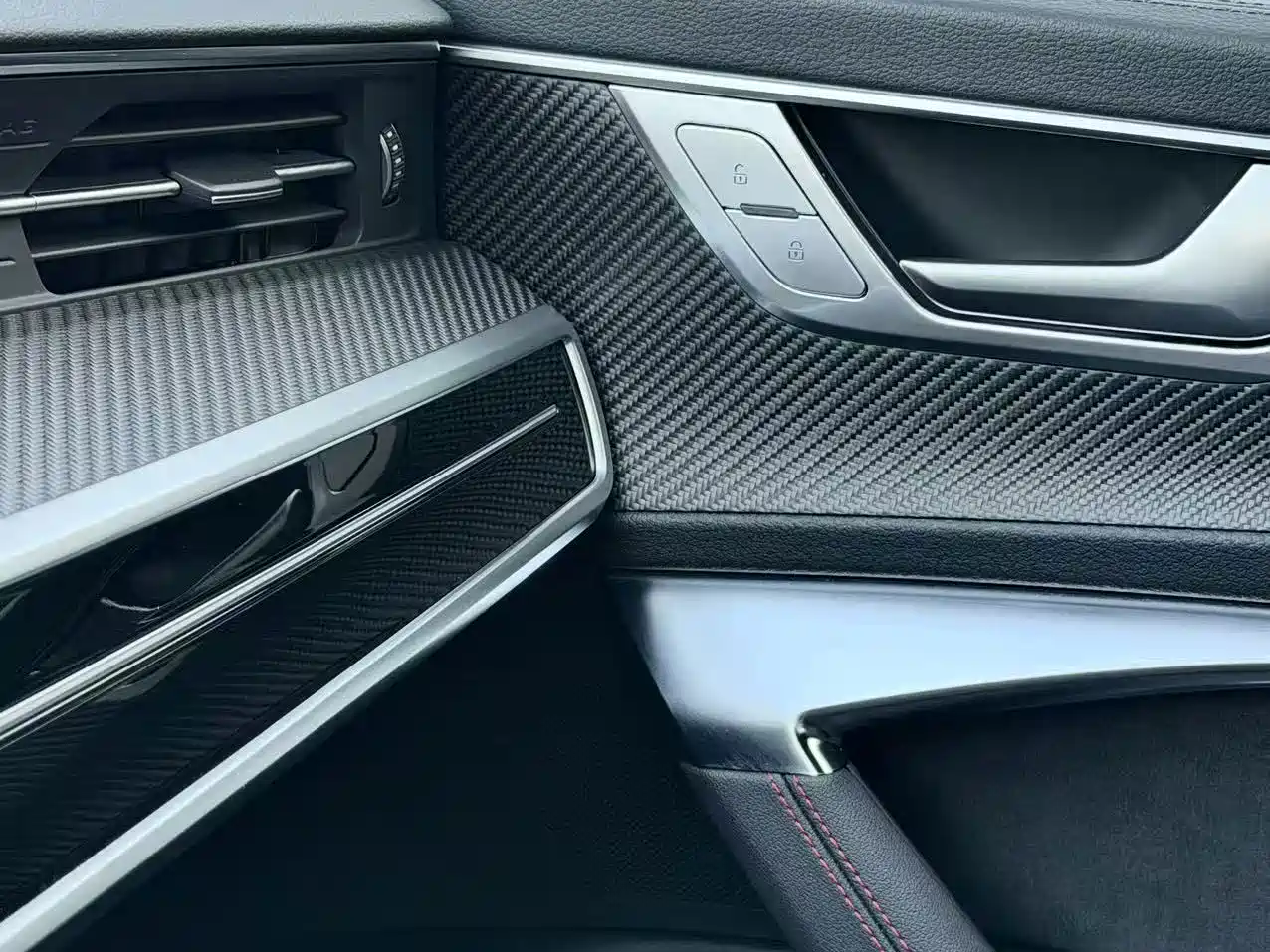 Audi RS 6 2024 2024 RS 6 4.0T Avant performance