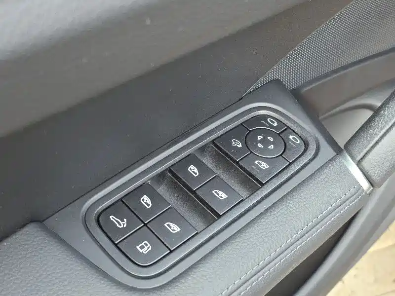 PORSCHE CAYENNE NEW ENERGY