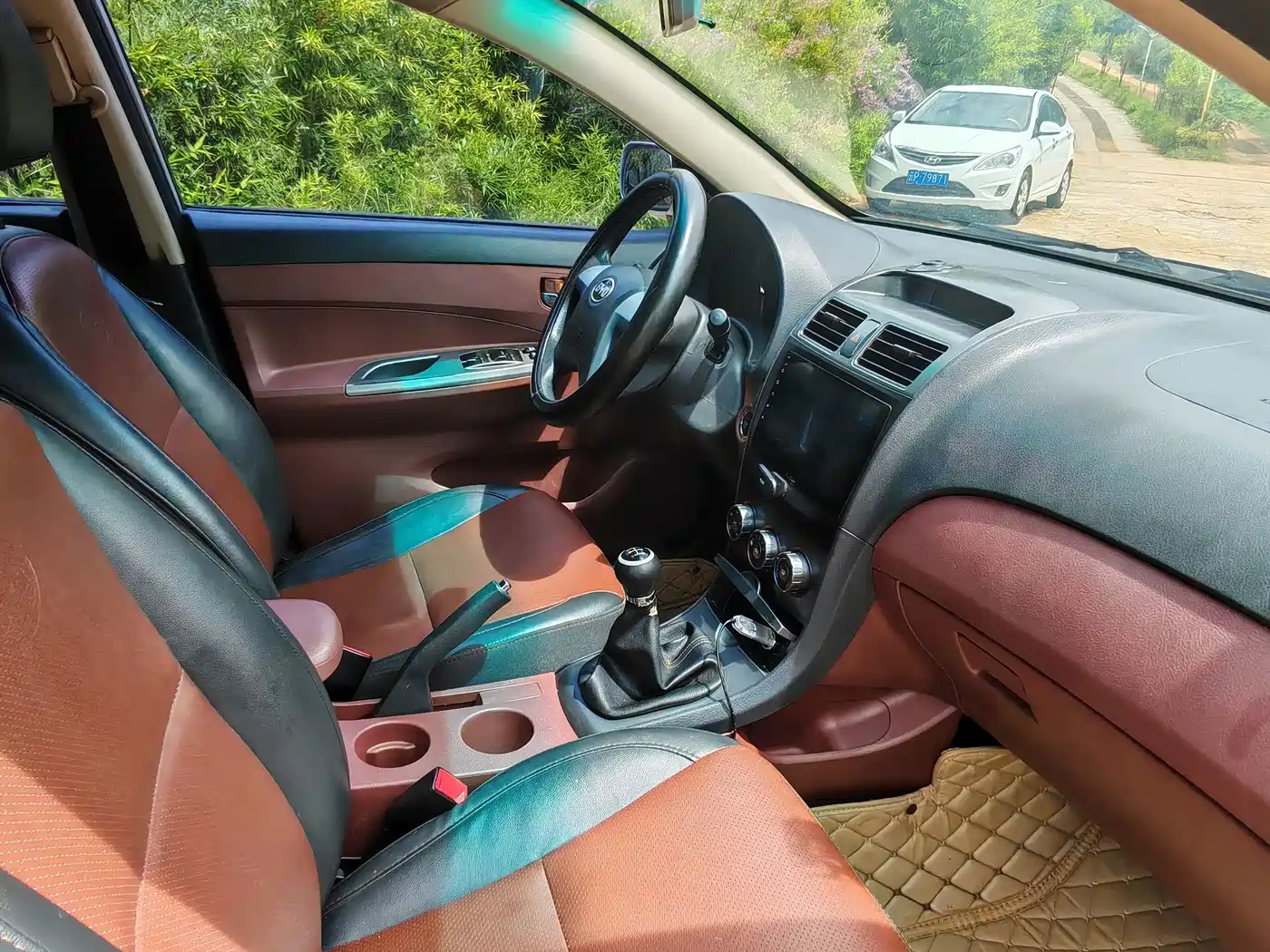 BYD L3 2015 2015 Energy-saving Edition 1.5L Manual Comfort