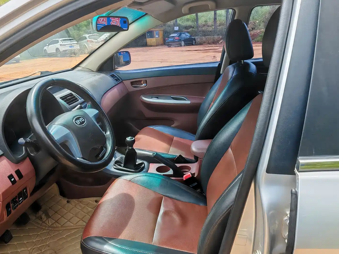 BYD L3 2015 2015 Energy-saving Edition 1.5L Manual Comfort