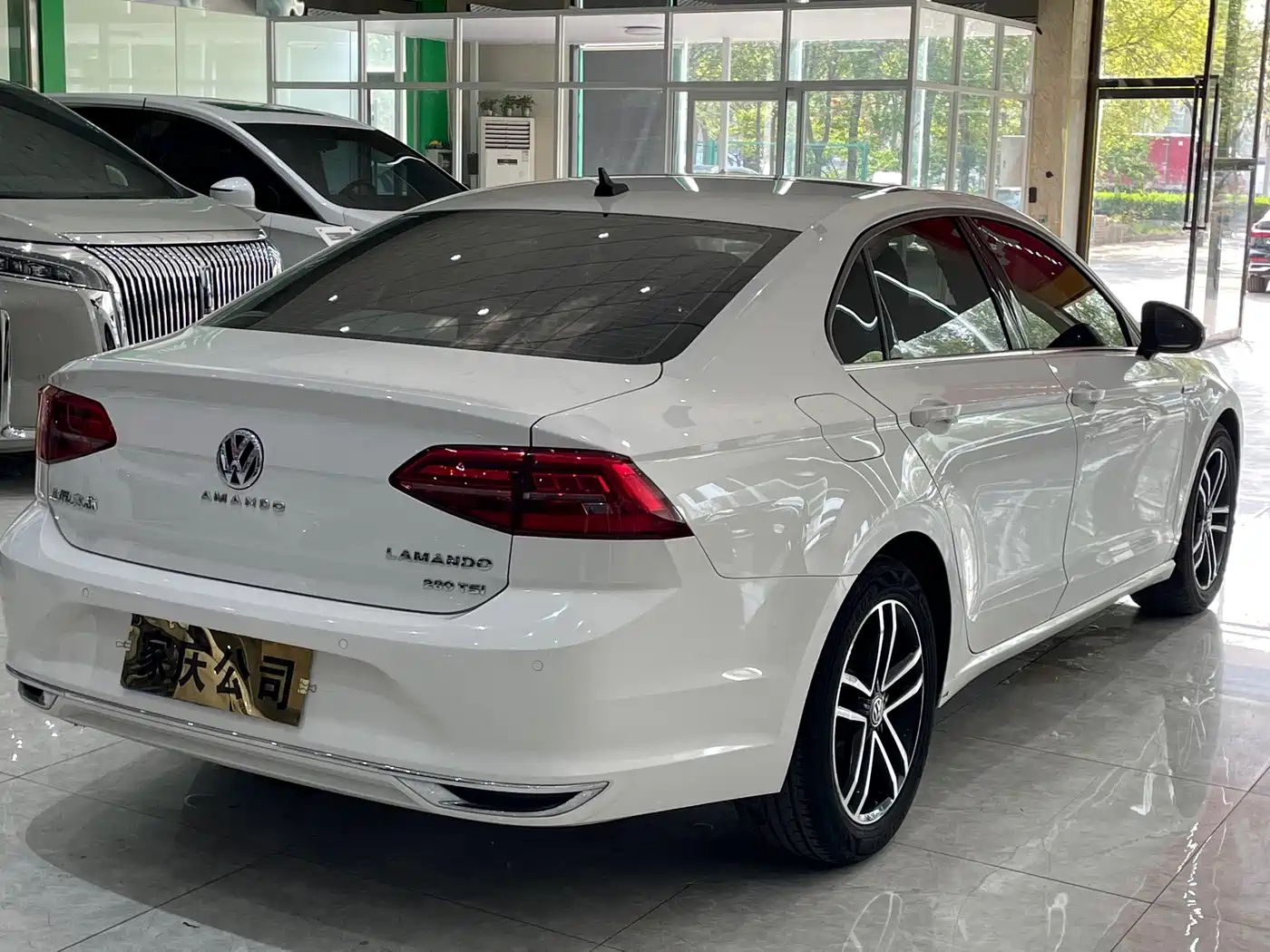 Volkswagen Lamando 2021 280TSI DSG Comfort Edition фото 8